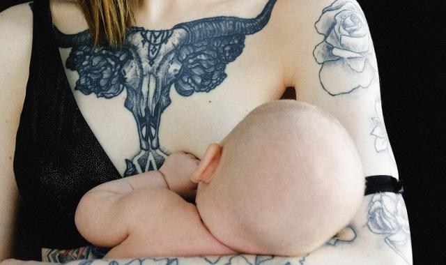 Tattoos, beauty treatments and breastfeeding